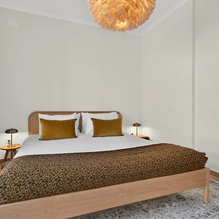 Apartamento Modern 2br With Balcony In By Lovelystay