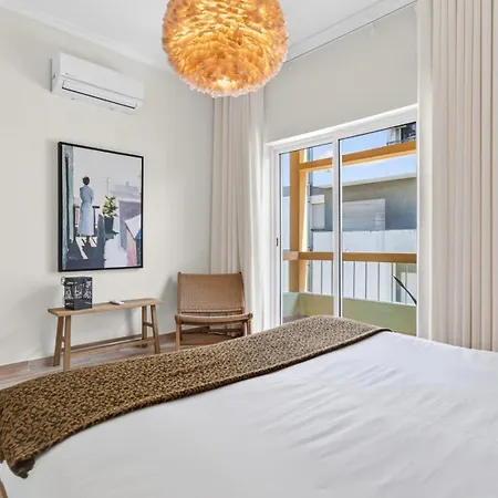 Modern 2br With Balcony In By Lovelystay Apartamento